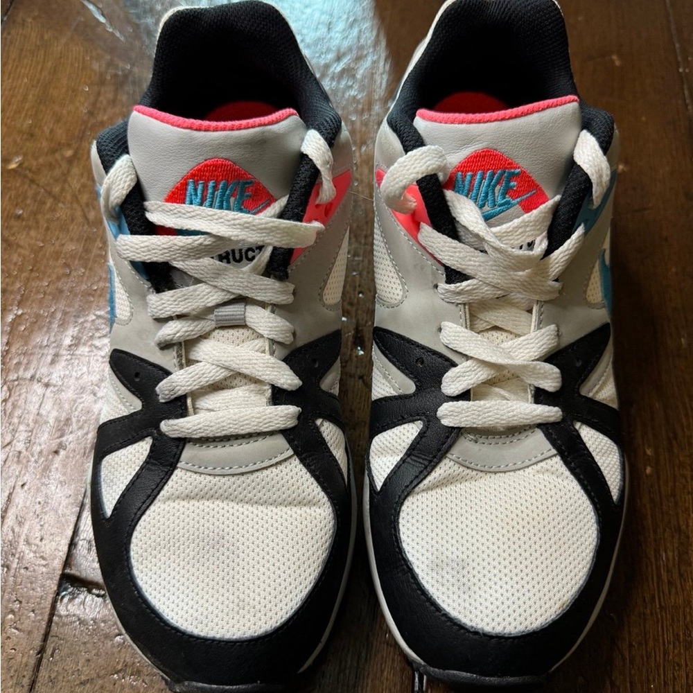 Size 5.5Y Nike Air Structure GS "White Neo Teal"